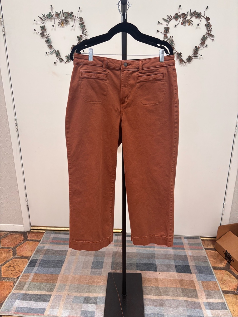 Sonoma Rust Brown Cropped Straight-Leg Pants